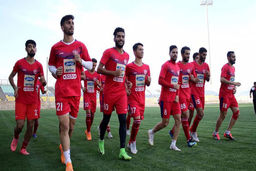 اعتصاب بازیکنان پرسپولیس به دلیل مشکلات مالی
