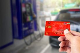 چه تعداد کارت سوخت هنوز در باجه معطله سرگردانند؟