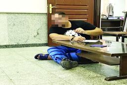 اعدامم کنید و به پسرم بگویید در تصادف کشته شد