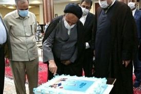 ۷ نکته در مورد کیک تولد ۵۰ سالگی بهشت زهرا