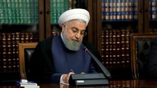 ملت ایران در برابر فشارها به زانو درنمی‌آیند/ اصل عزاداری محرم با رعایت پروتکل‌های بهداشتی برگزار می‌شود