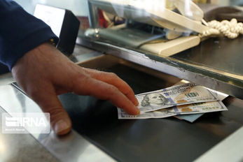 بانک مرکزی: ایجاد جو روانی نامطلوب و التهاب در بازار ارز جرم محسوب میشود