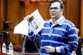 چهارمین جلسه رسیدگی به اتهامات محمد امامی و ۳۳ متهم دیگر| قاضی مسعودی مقام: شما دوست دارید حرف‌هایی بزنید که مستندی برای آن نیست/ امامی: من به بیت‌المال یک ریال بدهکار نیستم
