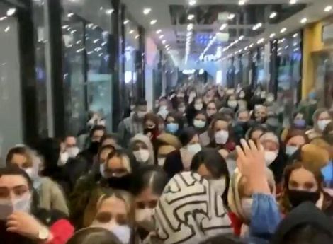 حراج مرگ در “فروشهای ویژه”