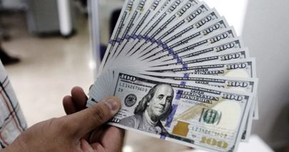 چرا قیمت دلار از محدوده ۲۵ هزار تومان عقب‌تر نمی‌رود؟
