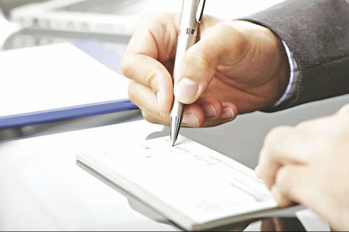 مزایا و معایب قانون جدید چک
