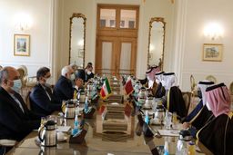 ظریف: منطقه ما اولویت ماست