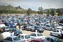رئیس اتحادیه نمایشگاه‌داران: قیمت خودرو روند کاهشی گرفت