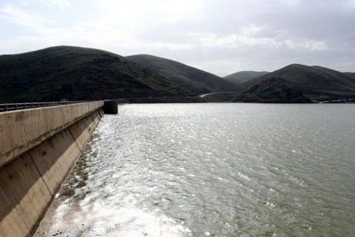 کاهش بی‌سابقه ذخایر سدهای تهران/ احتمال قطع آب در ۱۰۱ شهر
