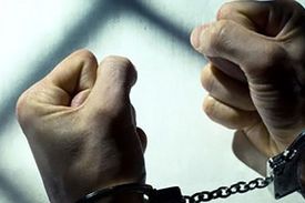 نجات دختر جوان از اسارتگاه پزشک قلابی