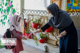 مدارس از آبان ماه به تدریج باز می‌شوند