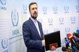 غریب آبادی: بازگشت به مذاکرات را رد نمی‌کنیم