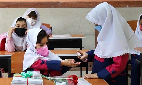 سرپرست آموزش و پرورش: همه مدارس از نیمه آبان ماه بازگشائی میشوند