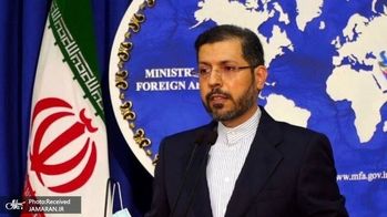 دولت آمریکا در مورد رفع تحریمها نیز سیاست یکجانبهگرایانهای در پیش گرفته است