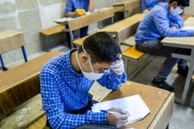 امتحانات دانش آموزان حضوری برگزار می شود