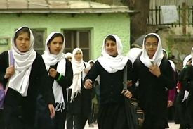مدارس دخترانه در افغانستان تعطیل شد