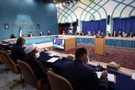 با دانشجویان طوری رفتار شود که روند مهاجرت نخبگان معکوس باشد
