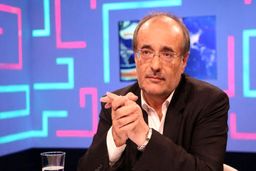 هنوز زمانی از شروع سال نگذشته است وزیری نامه داده “پول کم آورده ایم به ما پول بدهید”