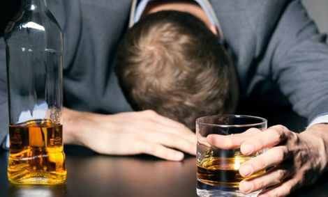 فوتی های مشروبات الکلی دست سازدر بندرعباس به ۸نفررسید