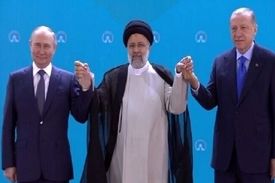 ماجرای عکس مشترک پوتین و رئیسی و اردوغان