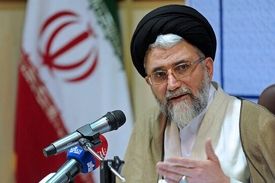 دولت موظف به هدایت نقدینگی به سوی تولید است