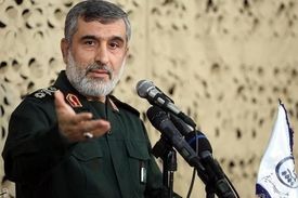فرمانده هوافضای سپاه : تیم مذاکره، تیم معتقدی است / اجازه دهید کارشان را انجام دهند
