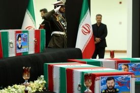 مهمانان خارجی در چه سطحی برای ادای احترام به رئیس‌جمهور فقید به ایران آمده‌اند؟