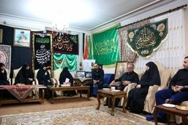 درخواست خانواده شهید سلیمانی: استفاده آحاد جامعه از فضای مجازی تسهیل شود