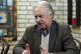 بیگدلی، کارشناس بین‌الملل: اعلام یک سری از مقامات ما برای حضور در یک جنگ تمام عیار فقط یک ژست سیاسی است، اقتصاد ما تحمل و توان جنگ را ندارد.