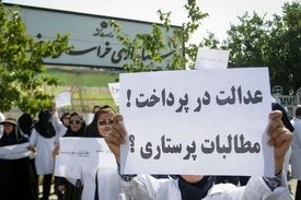 بدترین کار برای پرستار کار در اسنپ است که دو برابر پرستاری درآمد دارد