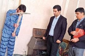 زنم گفت ما نامحرم هستیم، با کلنگ کشتمش