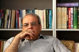 عباس عبدی، فعال سیاسی: لایحه حجاب مصوب تندرو در کمیسیون ۸۵ است که حتی جرات نکردند آن را به صحن علنی بیاورند. /ماموریت پزشکیان برای ایجاد وفاق با جامعه را با اجرای چنین مصوبه‌ای پایان یافته تلقی کنید.