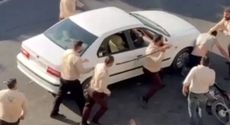 نوروزی، حقوقدان: شهرداری‌ها گاه با ضرب‌وشتم و تخریب بساط دستفروشان مرتکب اعمال مجرمانه می‌شوند/ متاسفانه در ایران صاحبان قدرت عملاً مورد مواخذه قرار نمی‌گیرند