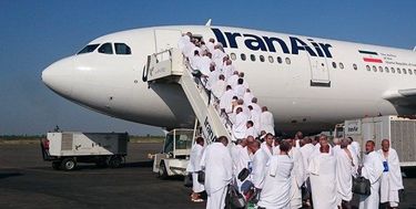فرود اضطراری هواپیمای حجاج در تهران
