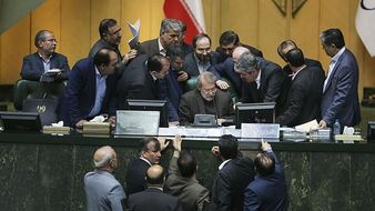 همه مردانِ رییس مجلس