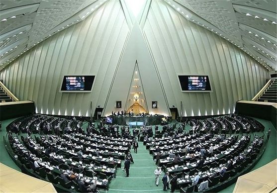 ارسال کننده پیامک‌ها به نمایندگان: یک دستور بود!