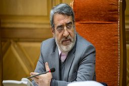 وزیر کشور: لازم باشد شب انتخابات هم استانداران و فرمانداران را تغییر می‌دهم