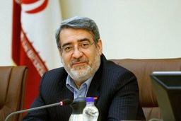 وزیر کشور: هرکسی خود را در تراز مجلس می بیند، در انتخابات نام نویسی کند