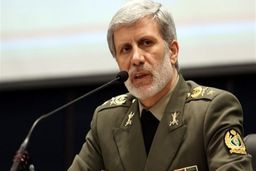 وزیر دفاع: قدرت دفاعی بستر ساز پیشرفت سایر مولفه های قدرت در نظام اسلامی است